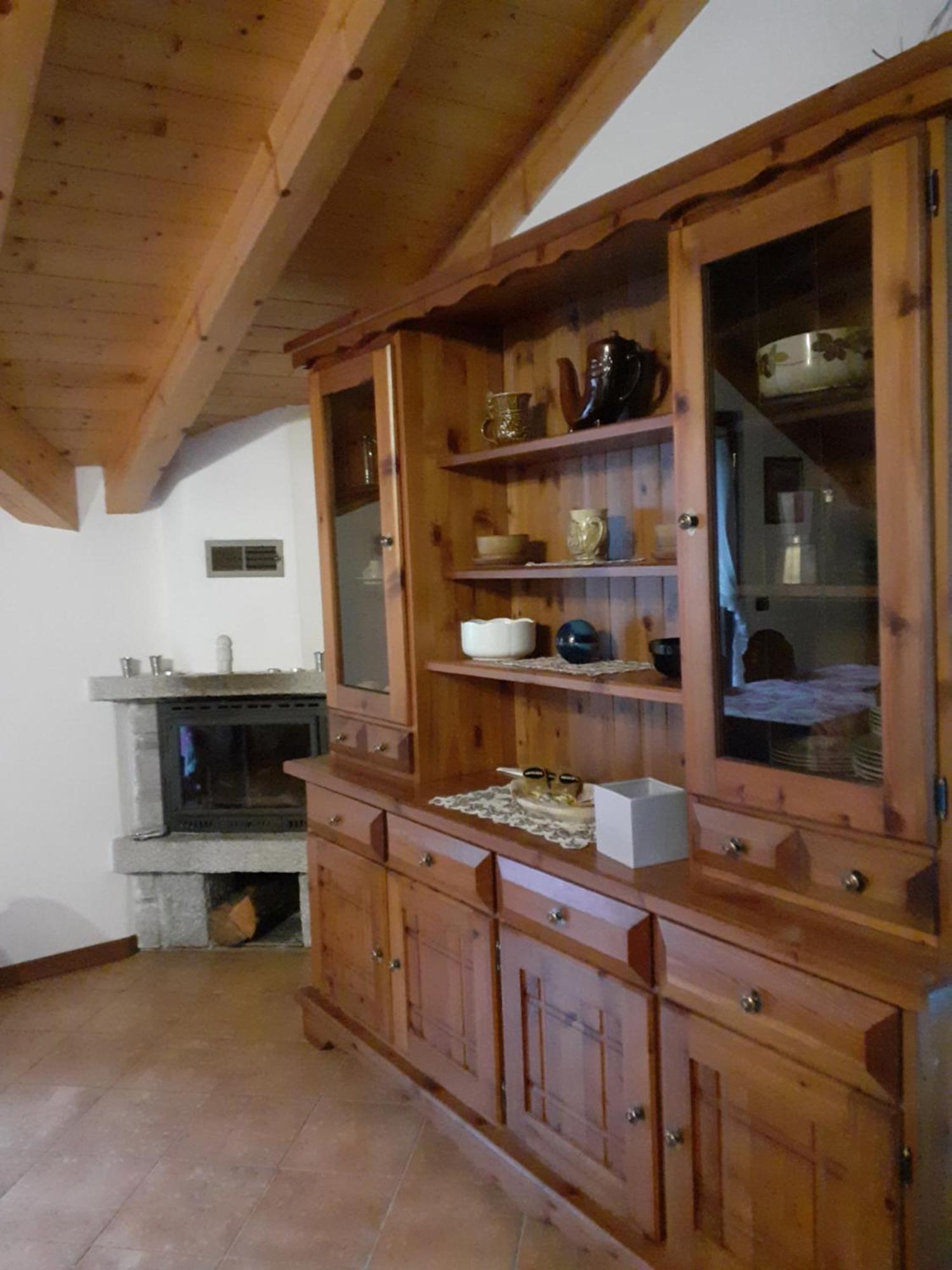 Casa Vacanze Emilio Temù エクステリア 写真