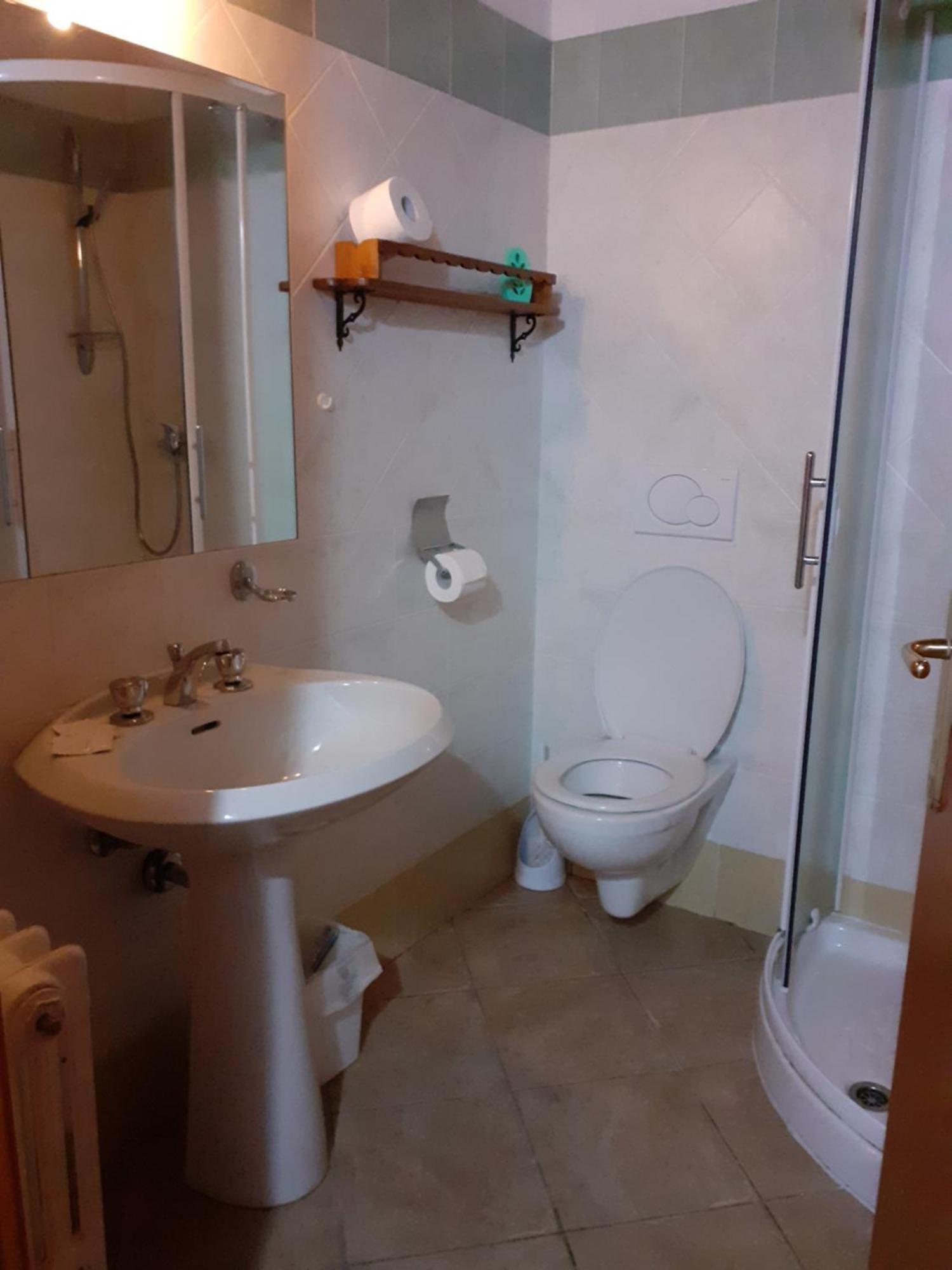 Casa Vacanze Emilio Temù エクステリア 写真
