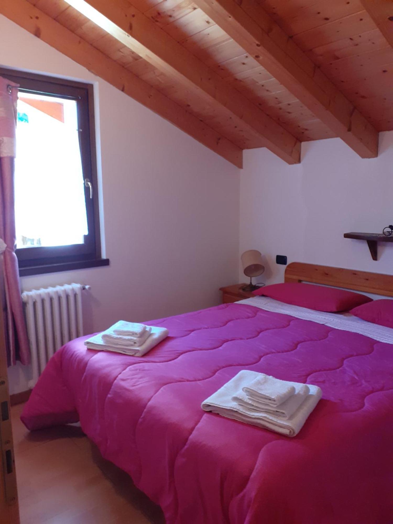 Casa Vacanze Emilio Temù エクステリア 写真