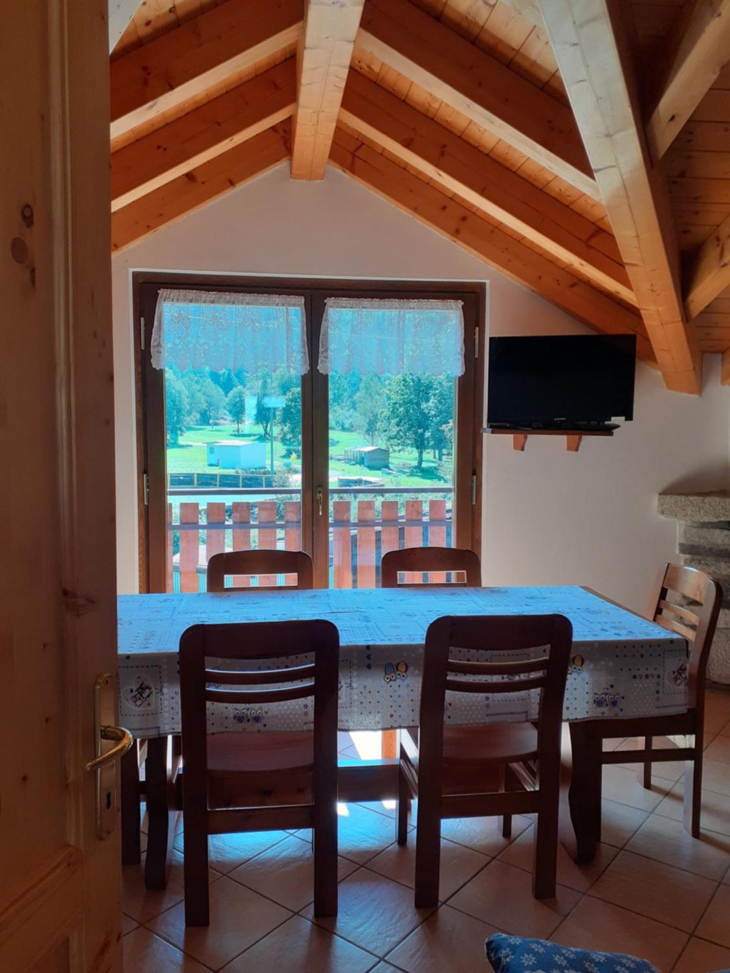 Casa Vacanze Emilio Temù エクステリア 写真