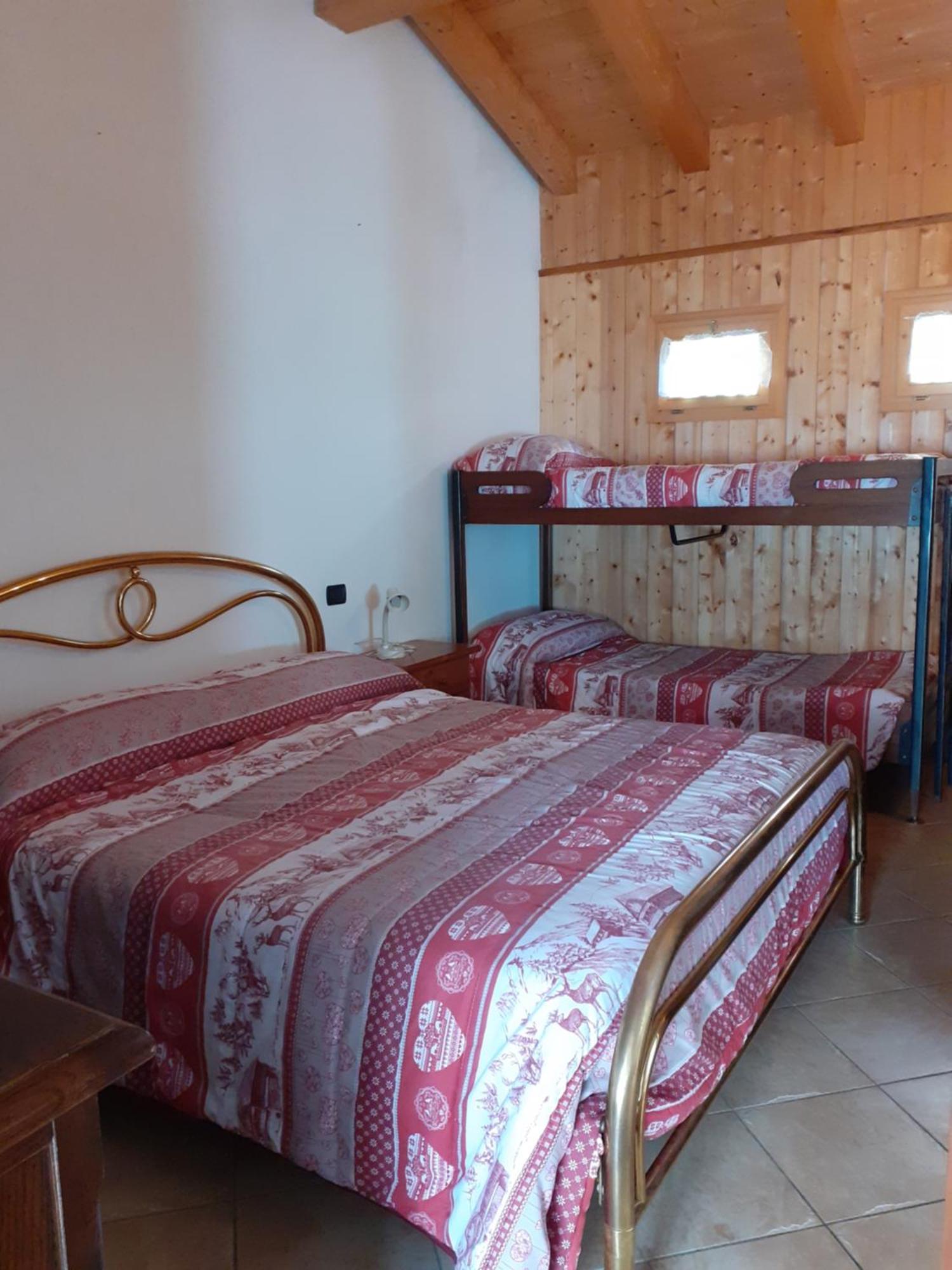 Casa Vacanze Emilio Temù エクステリア 写真