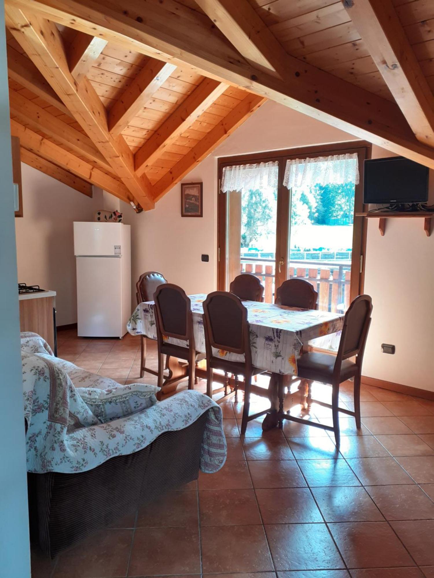 Casa Vacanze Emilio Temù エクステリア 写真